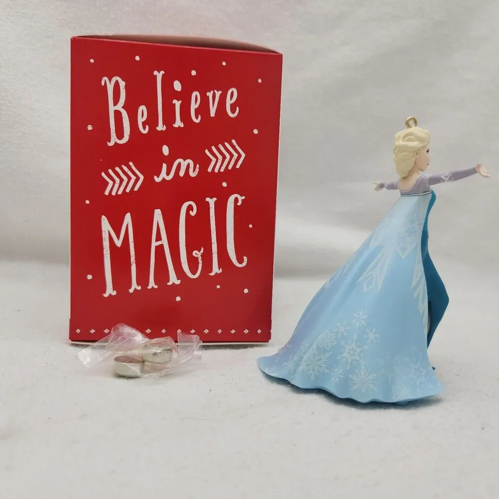 Ornament Hallmark Keepsake Frozen ELSA Let It Go Princess MAGIC Sound 2015 NEW